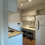 The Spot - Nicely Decorated Apartment